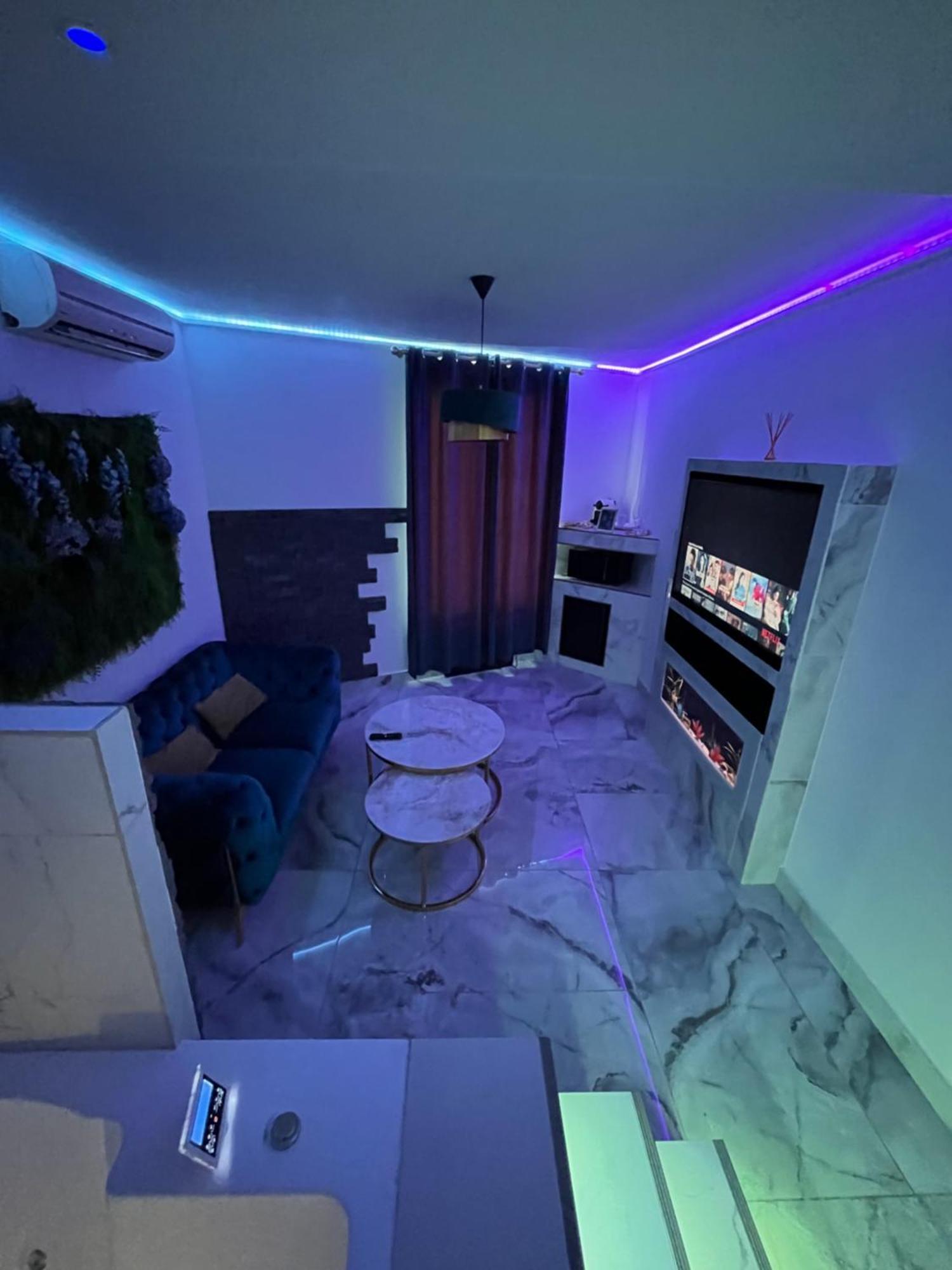 Appartement Le BLUE à Aubervilliers Extérieur photo